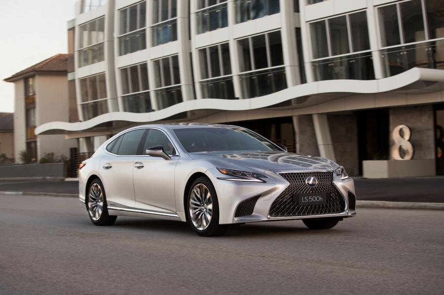  Lexus LS500h 2018 года  (AU) (фото 5 из 23)